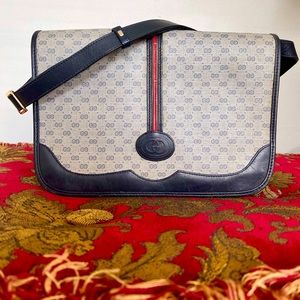 VINTAGE AUTHENTIC GUCCI BAG